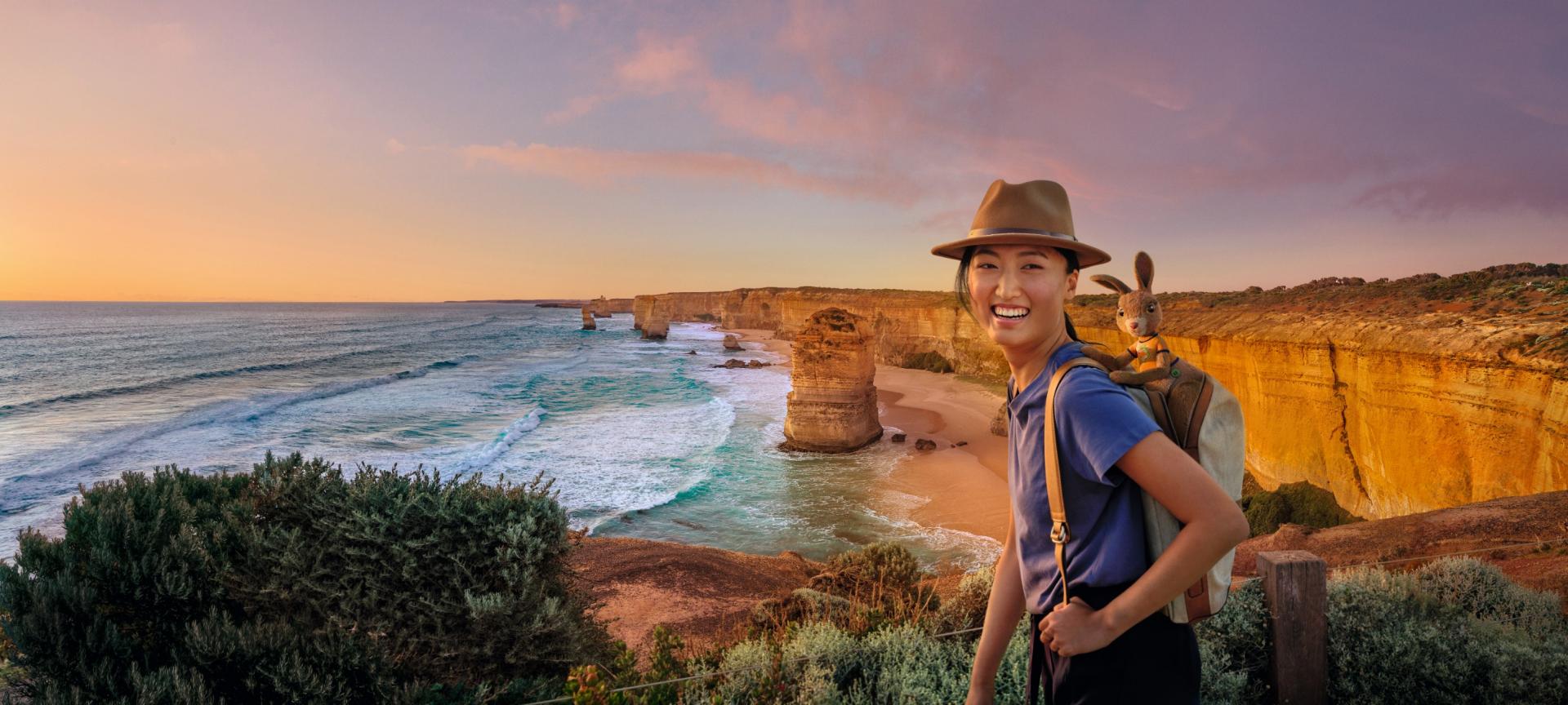 Twelve Apostles, Great Ocean Road, Victoria © Tourism Australia